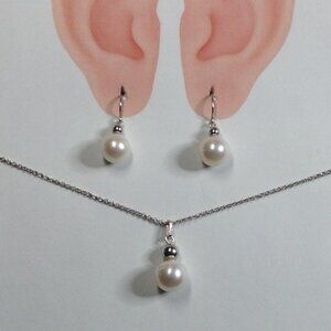 Set of Sterling Silver Freshwater Cultured Pearl Necklace and Earrings Set